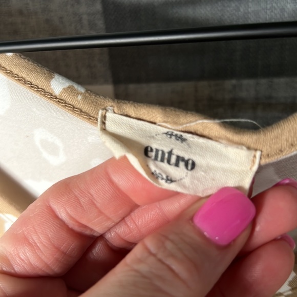 Woman’s Leopard Blouse - Picture 3 of 5